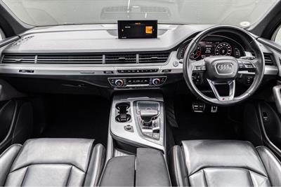 2017 Audi Q7 - Thumbnail