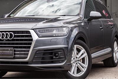 2017 Audi Q7 - Thumbnail
