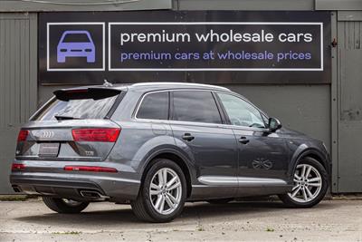 2017 Audi Q7 - Thumbnail