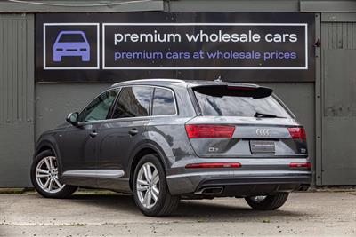 2017 Audi Q7 - Thumbnail