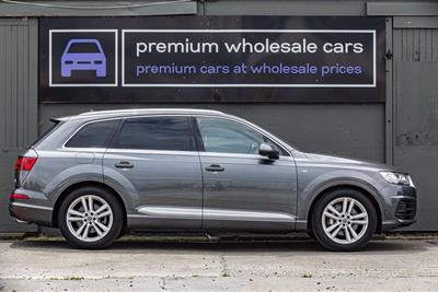 2017 Audi Q7 - Thumbnail