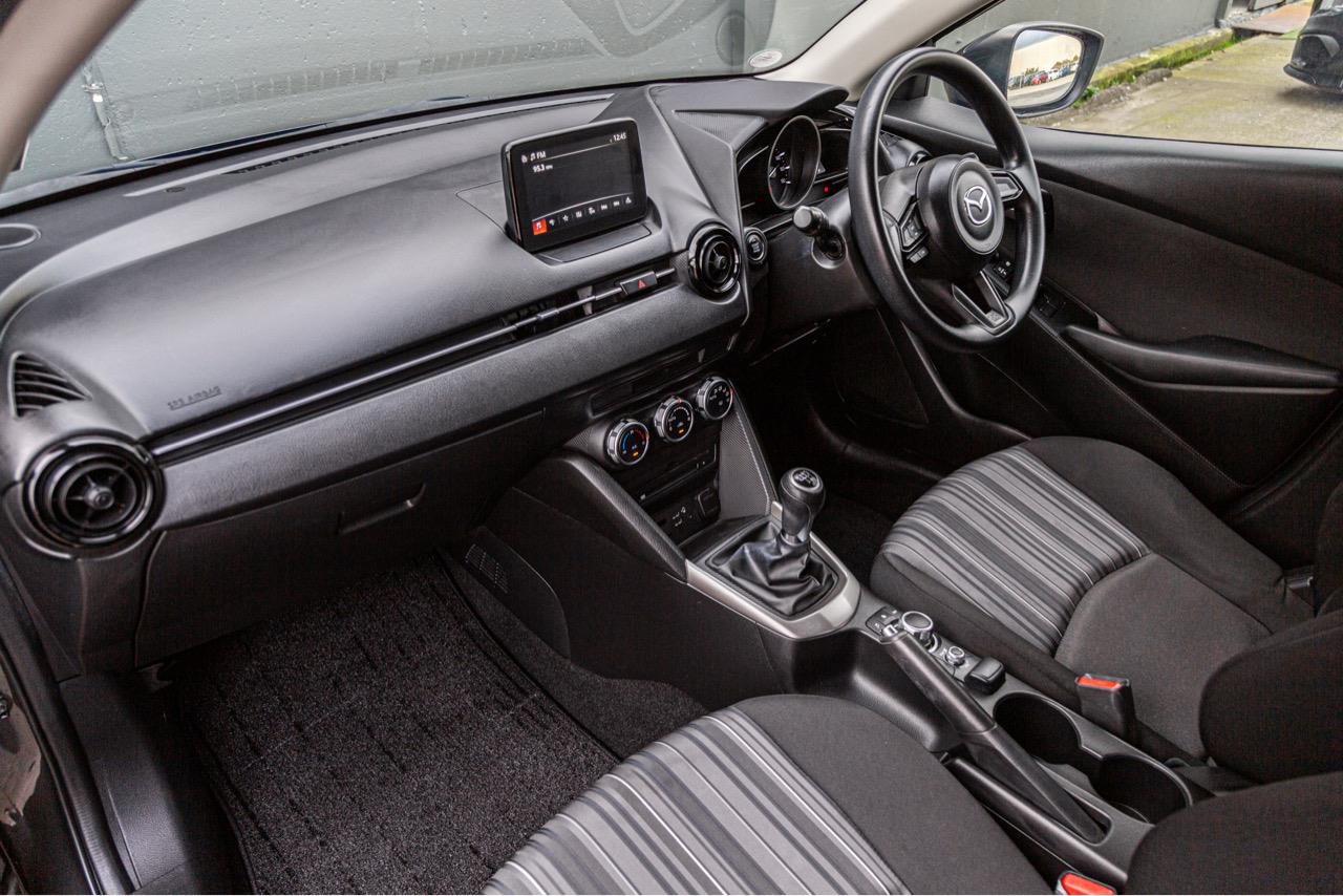 2020 MAZDA MAZDA2