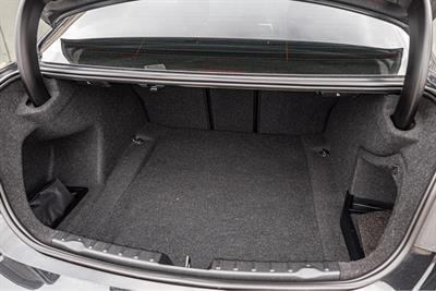 2013 BMW 320i - Thumbnail