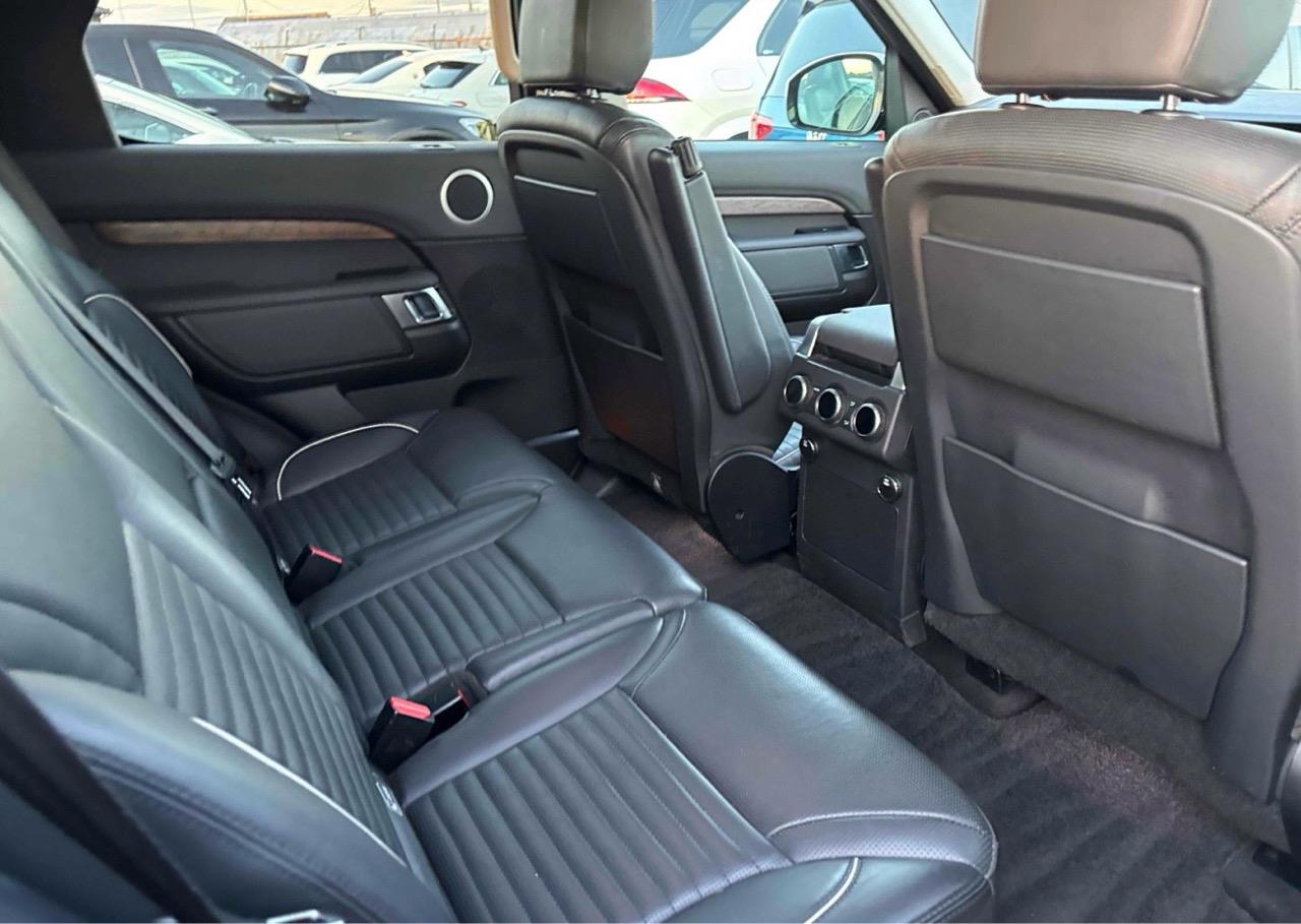 2017 Land Rover DISCOVERY 4WD