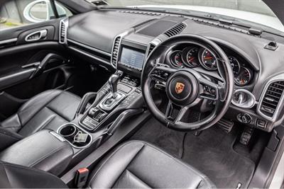 2015 Porsche CAYENNE 4WD - Thumbnail