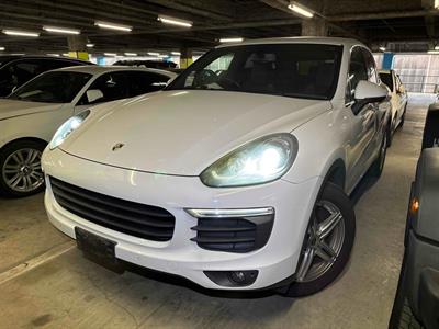 2015 Porsche CAYENNE 4WD - Thumbnail