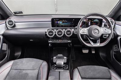 2022 Mercedes-Benz CLA - Thumbnail