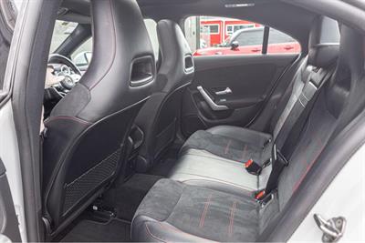 2022 Mercedes-Benz CLA - Thumbnail