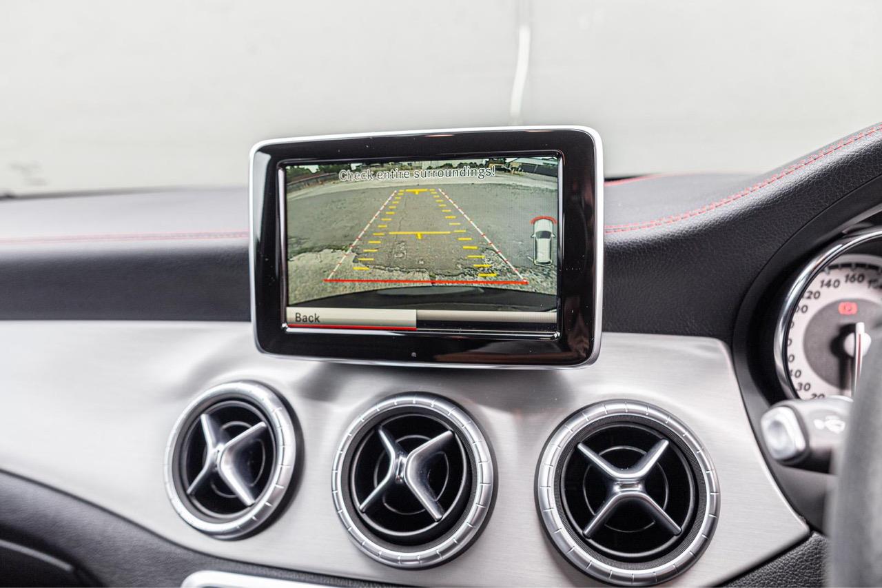 2014 Mercedes-Benz CLA250