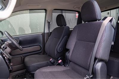 2013 Toyota Porte - Thumbnail