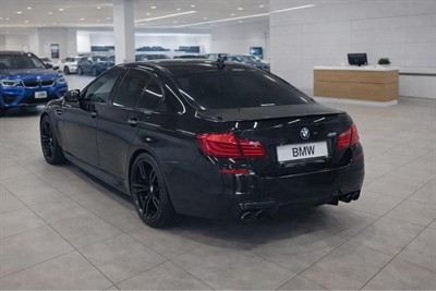 2012 BMW M5 4D - Thumbnail