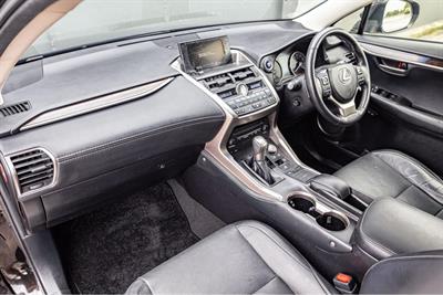 2014 Lexus NX 4WD - Thumbnail