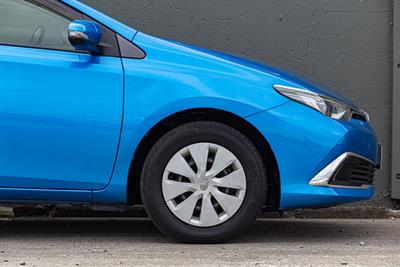 2015 Toyota AURIS - Thumbnail
