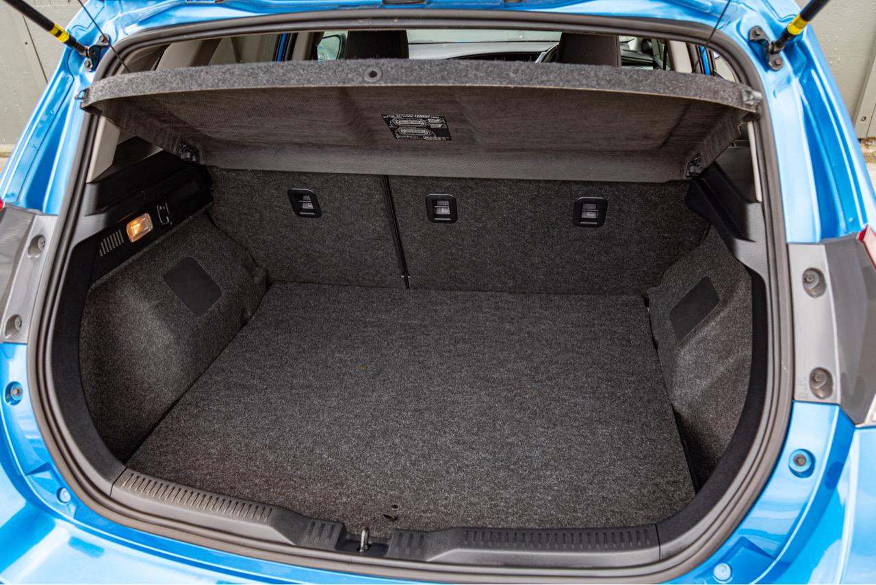 2015 Toyota AURIS