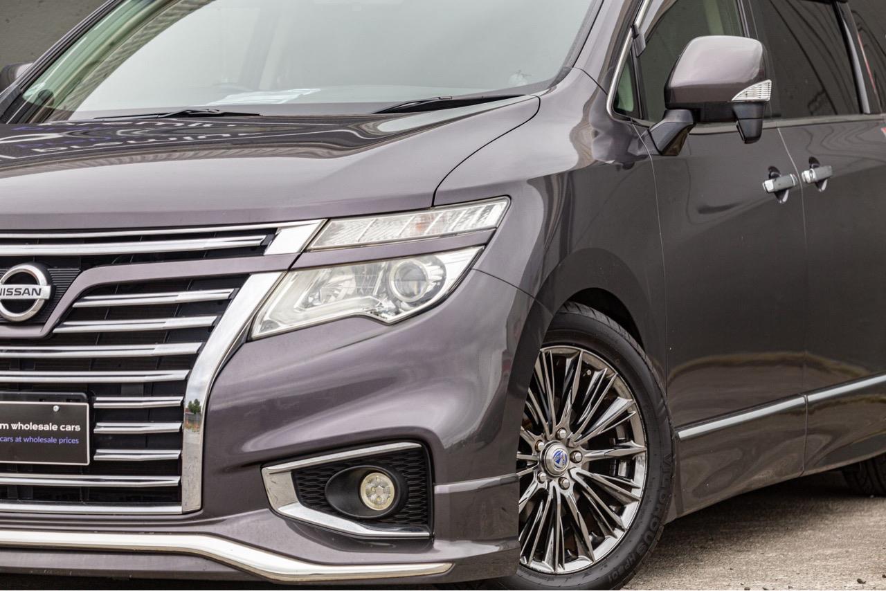 2016 Nissan Elgrand