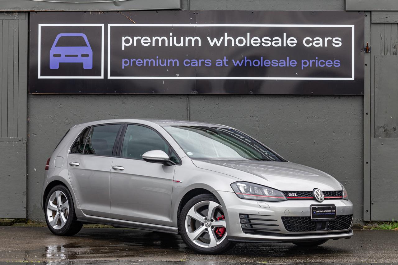 2014 Volkswagen GOLF GTI
