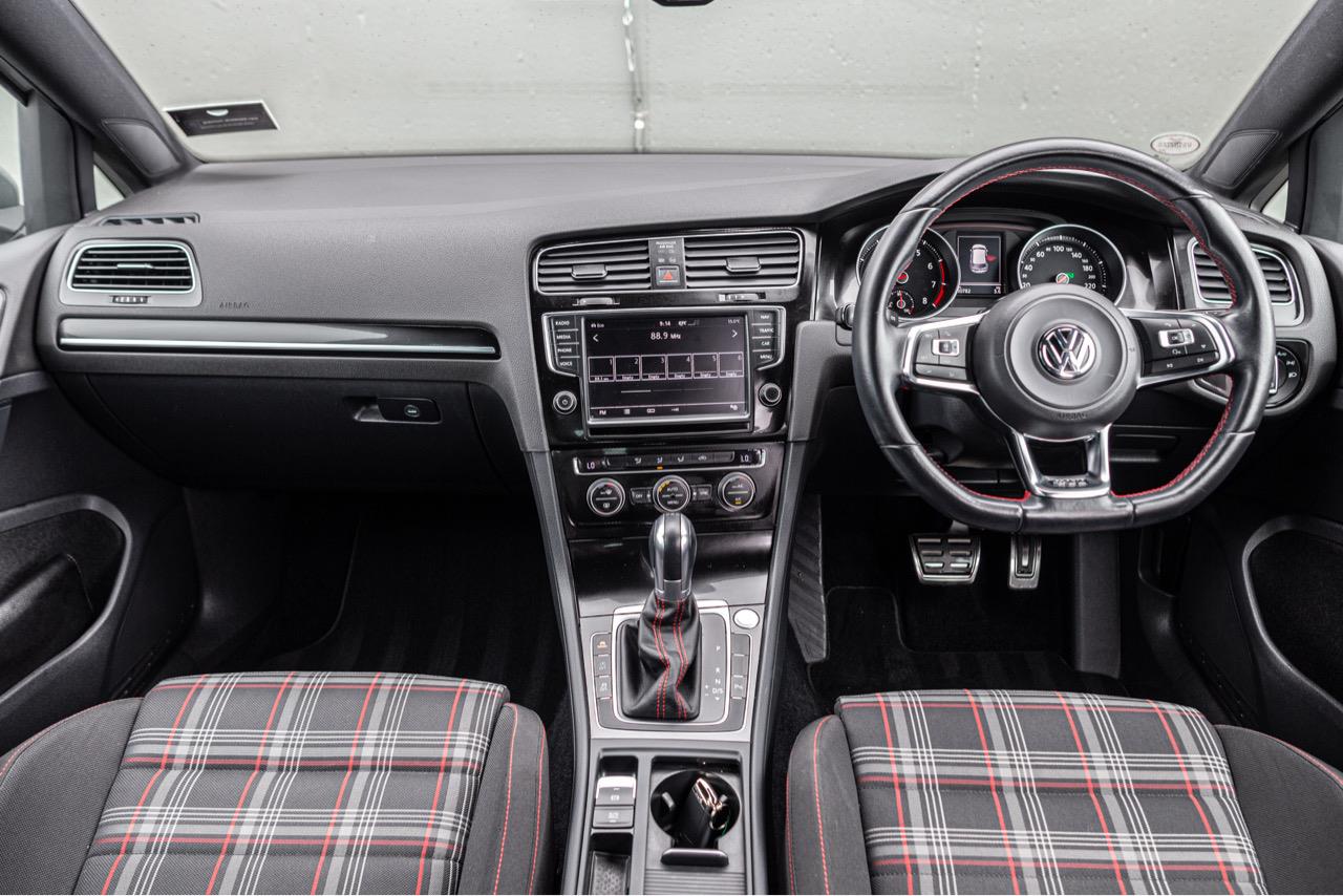 2014 Volkswagen GOLF GTI