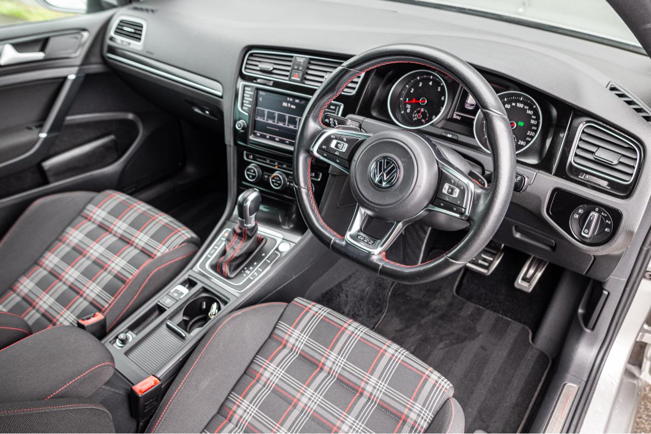 2014 Volkswagen GOLF GTI