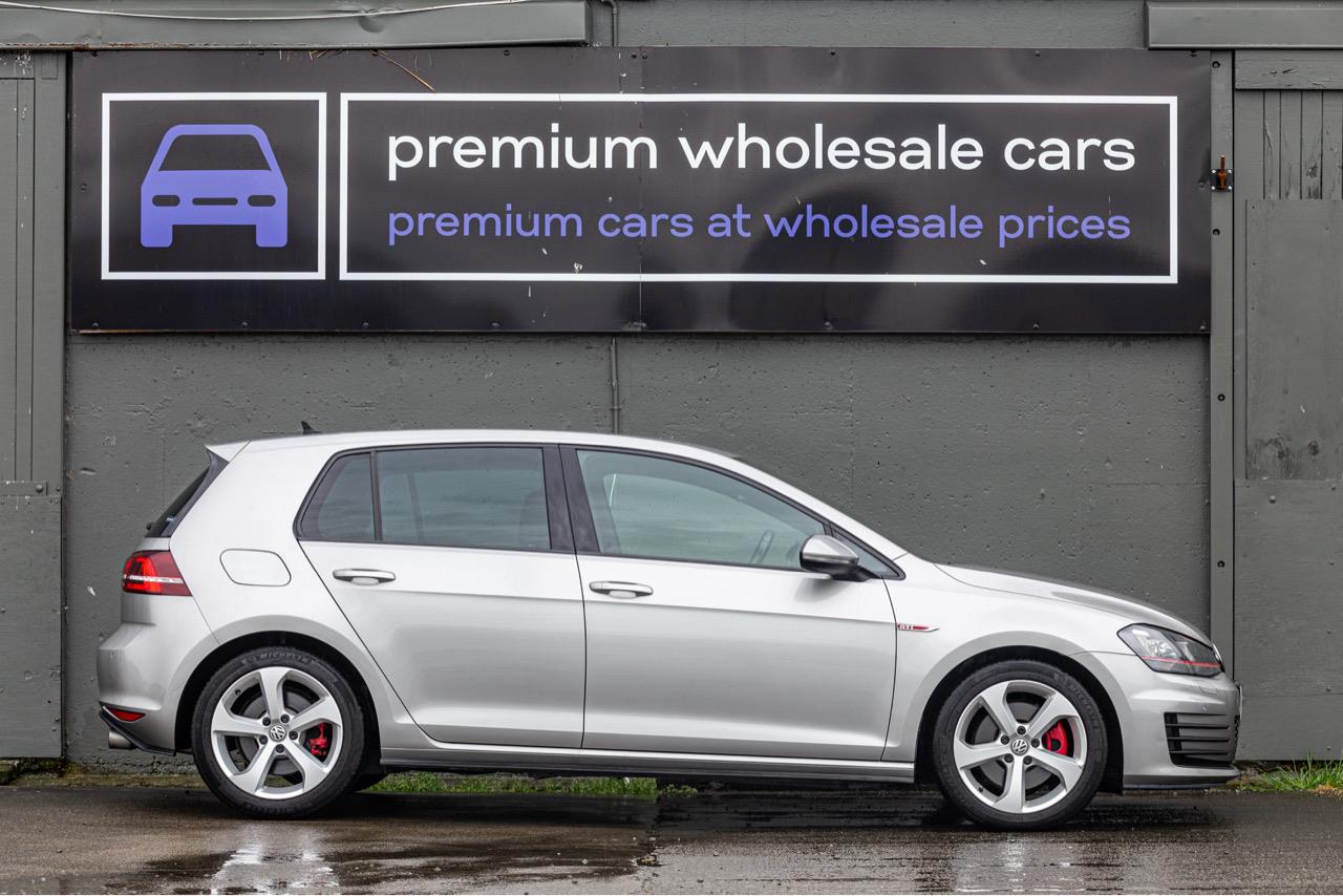 2014 Volkswagen GOLF GTI