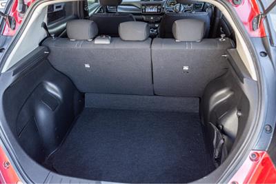 2017 Nissan Leaf - Thumbnail