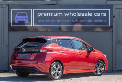 2017 Nissan Leaf - Thumbnail