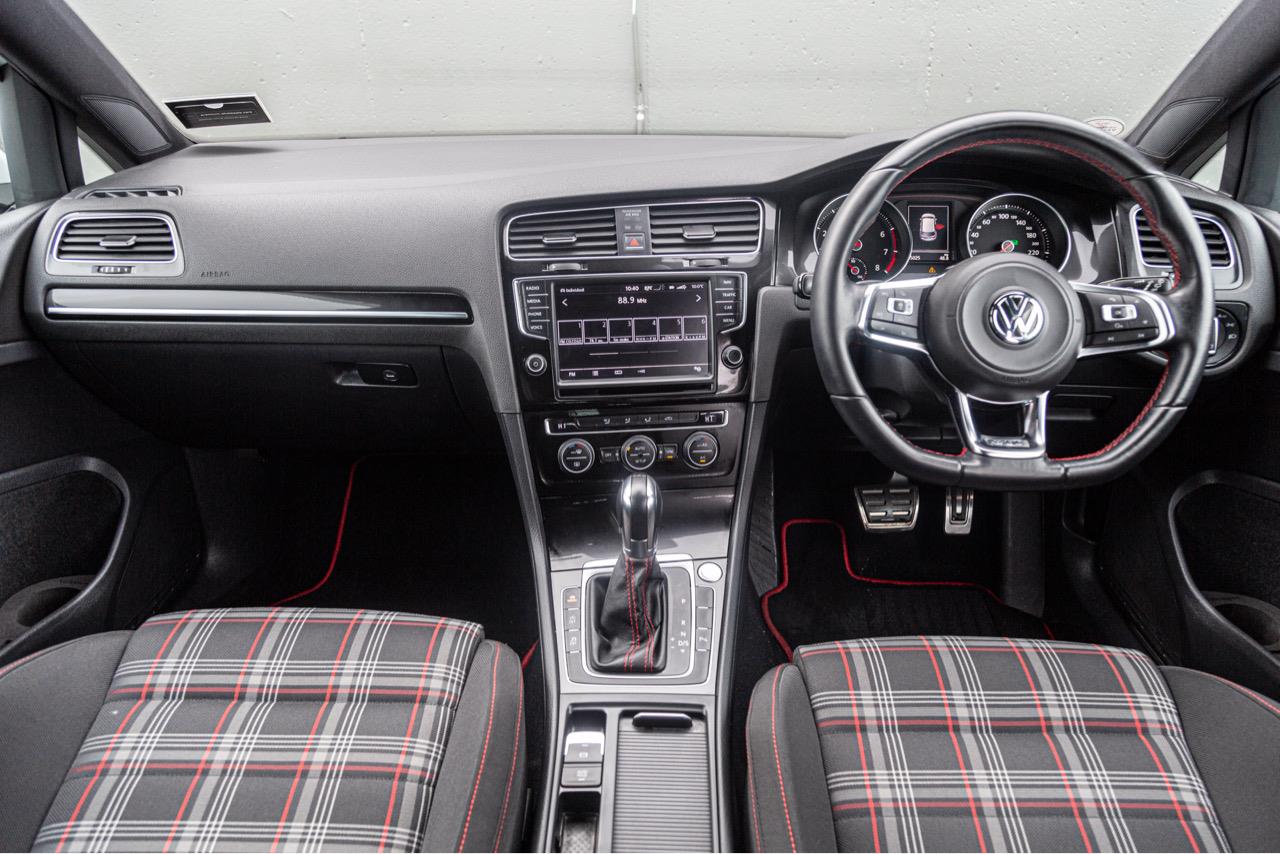 2014 Volkswagen GOLF GTI