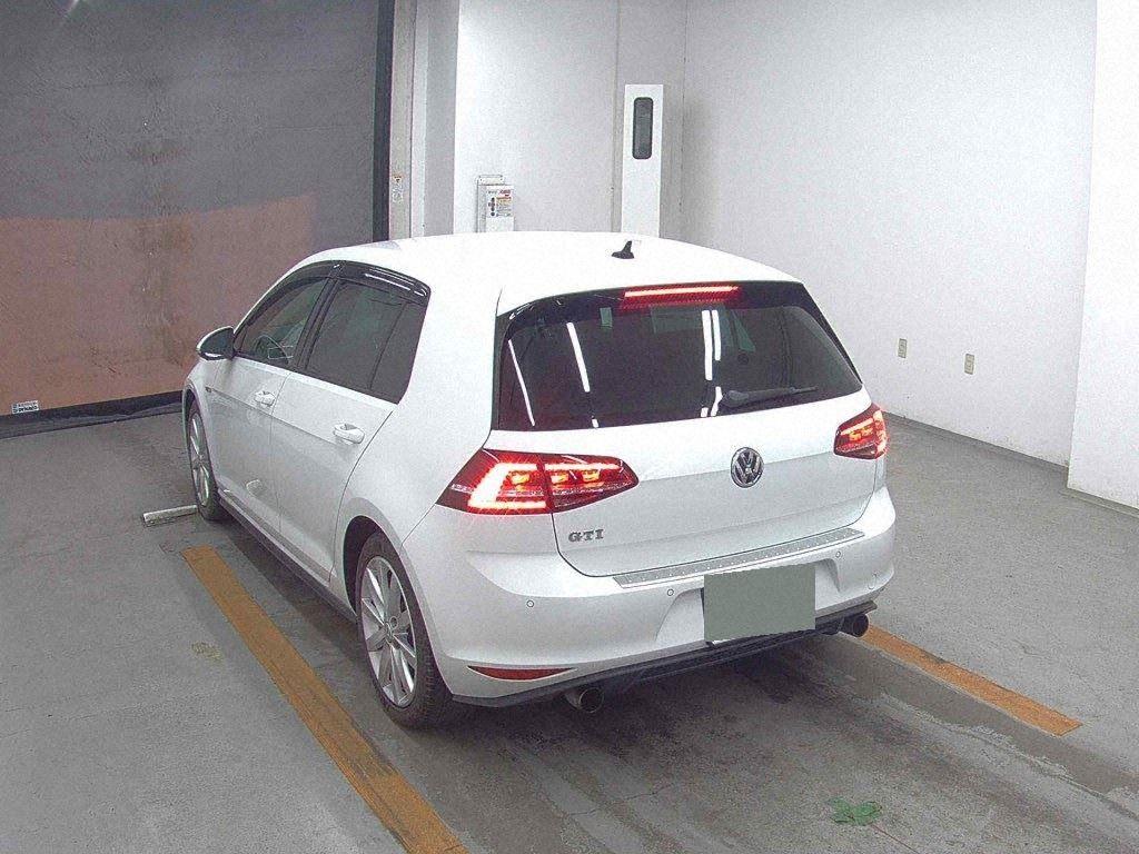 2014 Volkswagen GOLF GTI