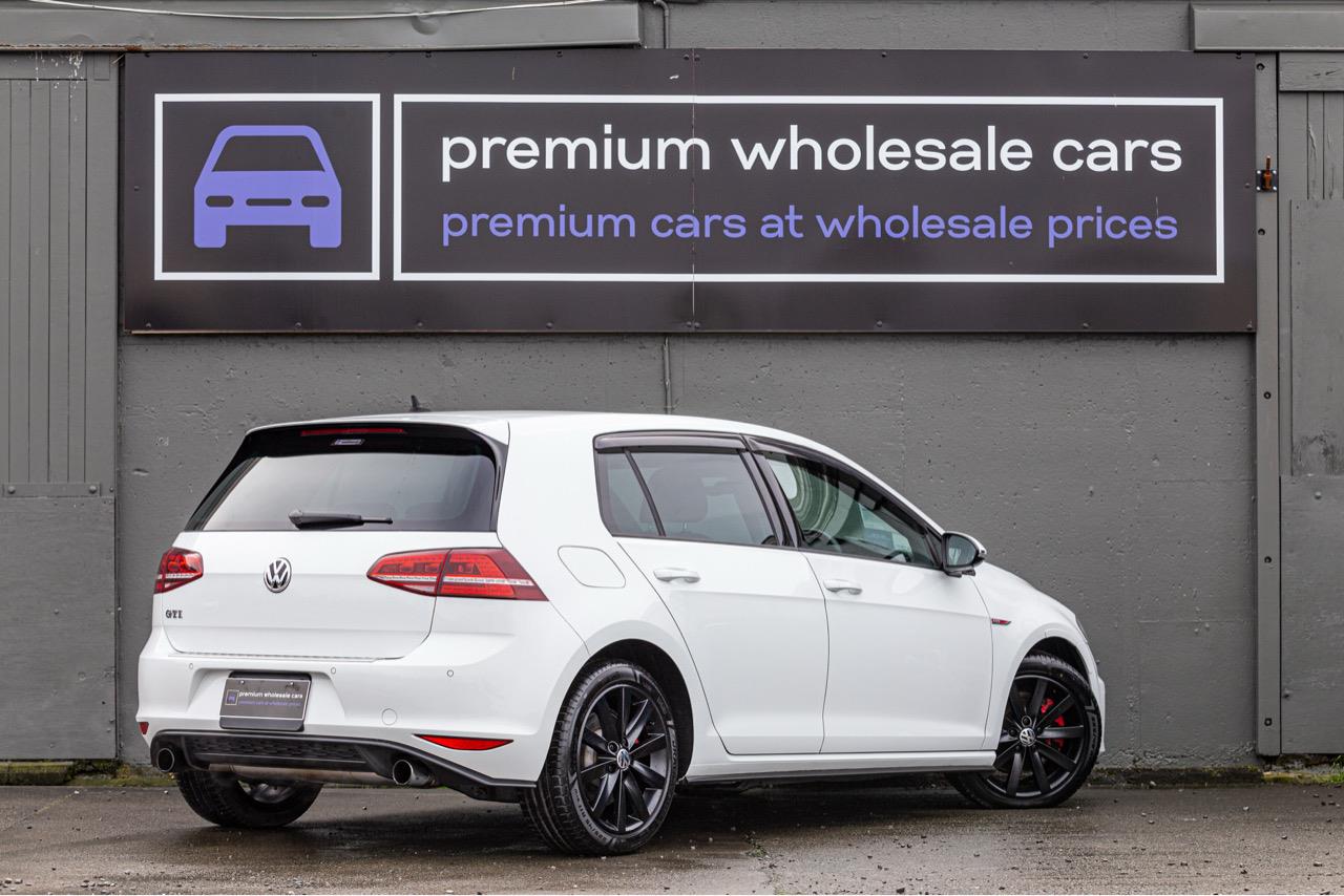 2014 Volkswagen GOLF GTI