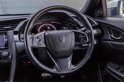 2018 Honda Civic - Thumbnail