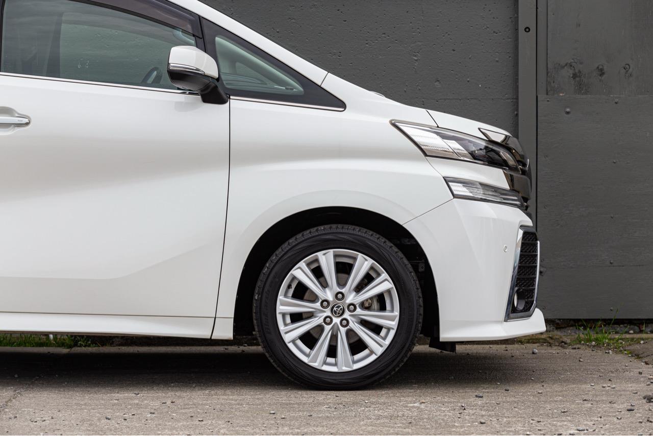 2017 Toyota VELLFIRE
