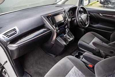 2017 Toyota VELLFIRE - Thumbnail