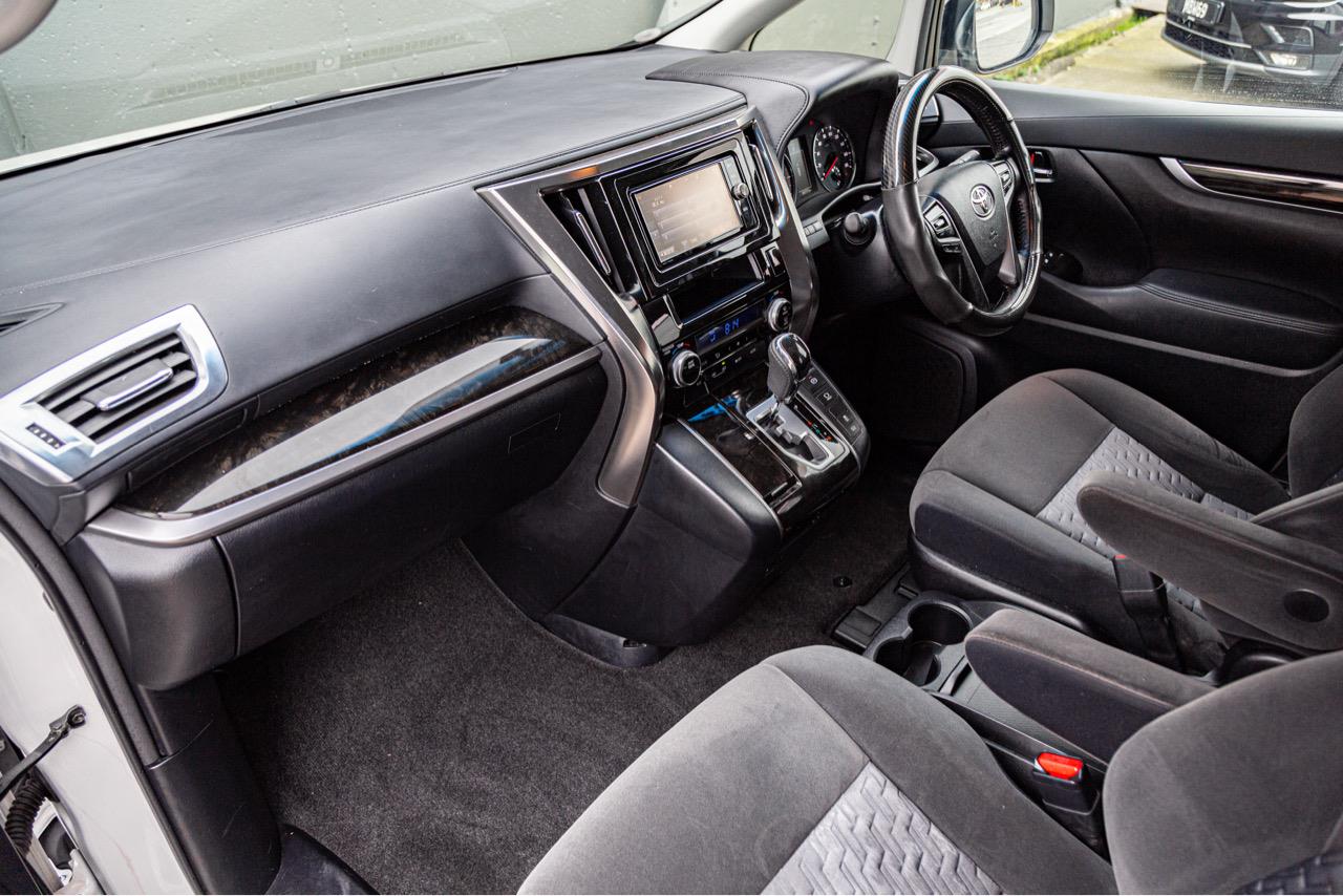 2017 Toyota VELLFIRE