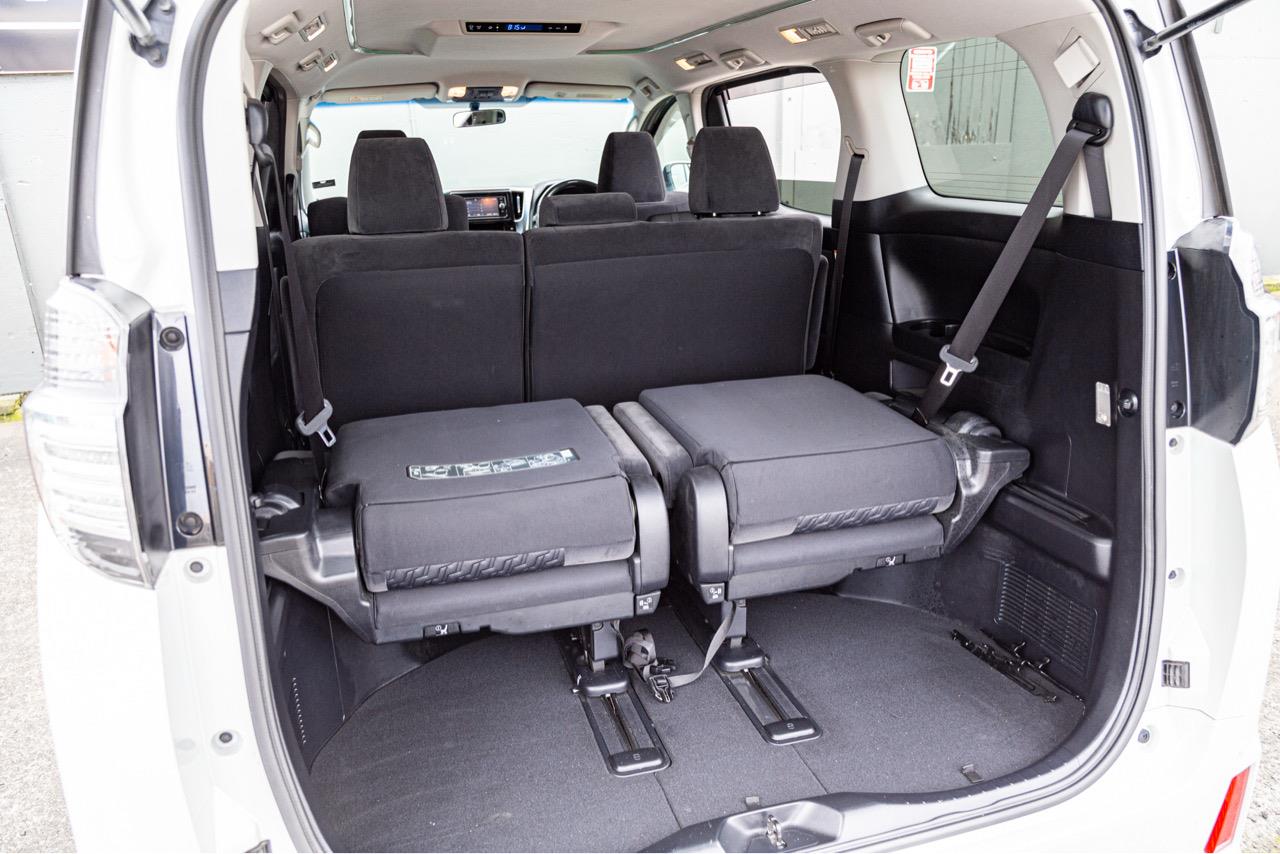 2017 Toyota VELLFIRE