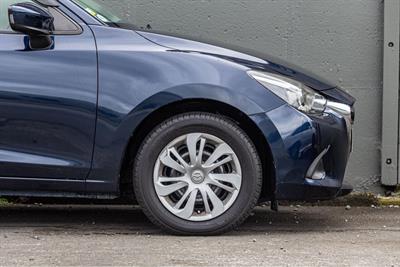 2015 Mazda Demio - Thumbnail