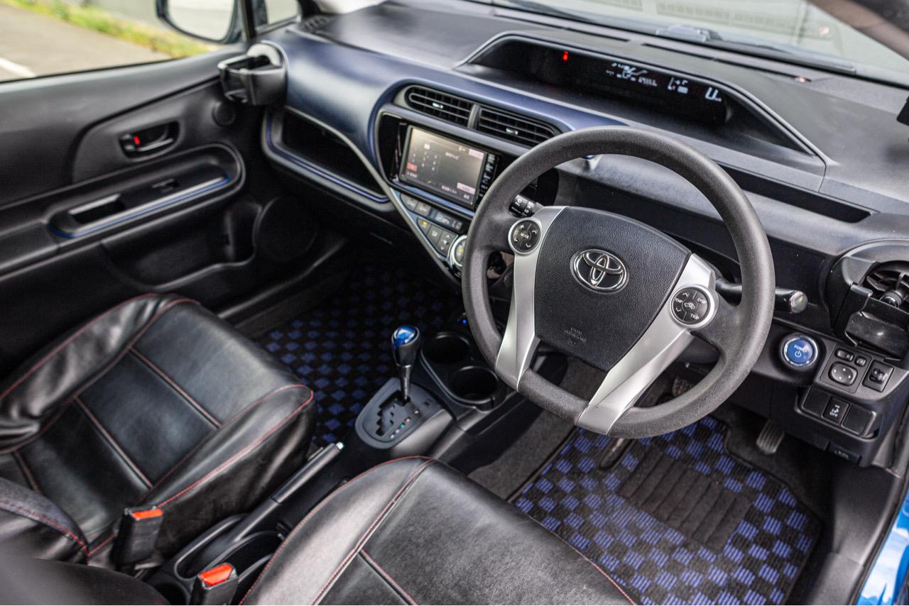 2015 Toyota AQUA