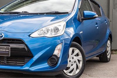 2015 Toyota AQUA - Thumbnail