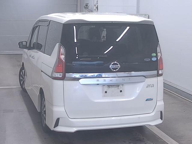 2017 Nissan SERENA