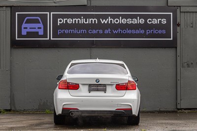 2014 BMW 320i - Thumbnail