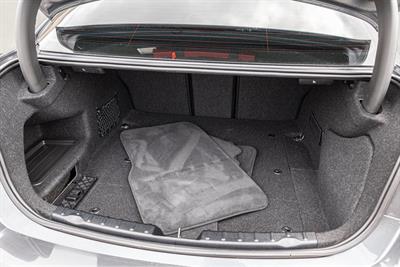 2014 BMW 330e - Thumbnail