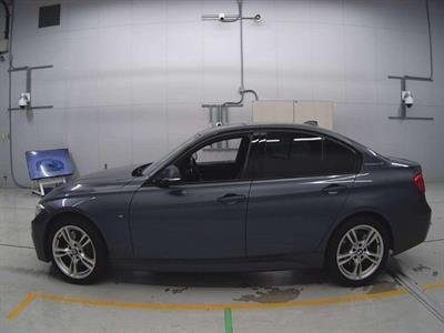 2014 BMW 330e - Thumbnail