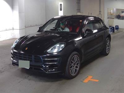 2018 Porsche MACAN 4WD - Thumbnail
