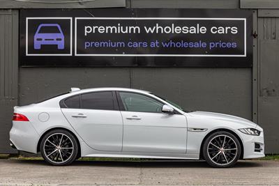 2018 Jaguar XE - Thumbnail