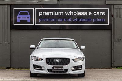 2018 Jaguar XE - Thumbnail