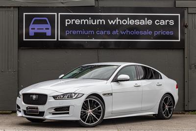 2018 Jaguar XE - Thumbnail