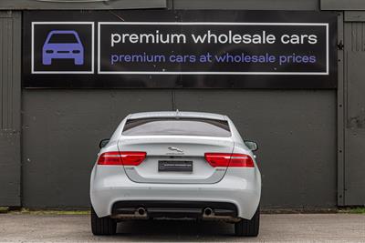 2018 Jaguar XE - Thumbnail