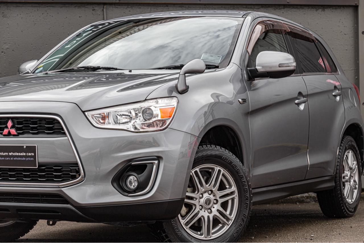 2014 Mitsubishi RVR 5D