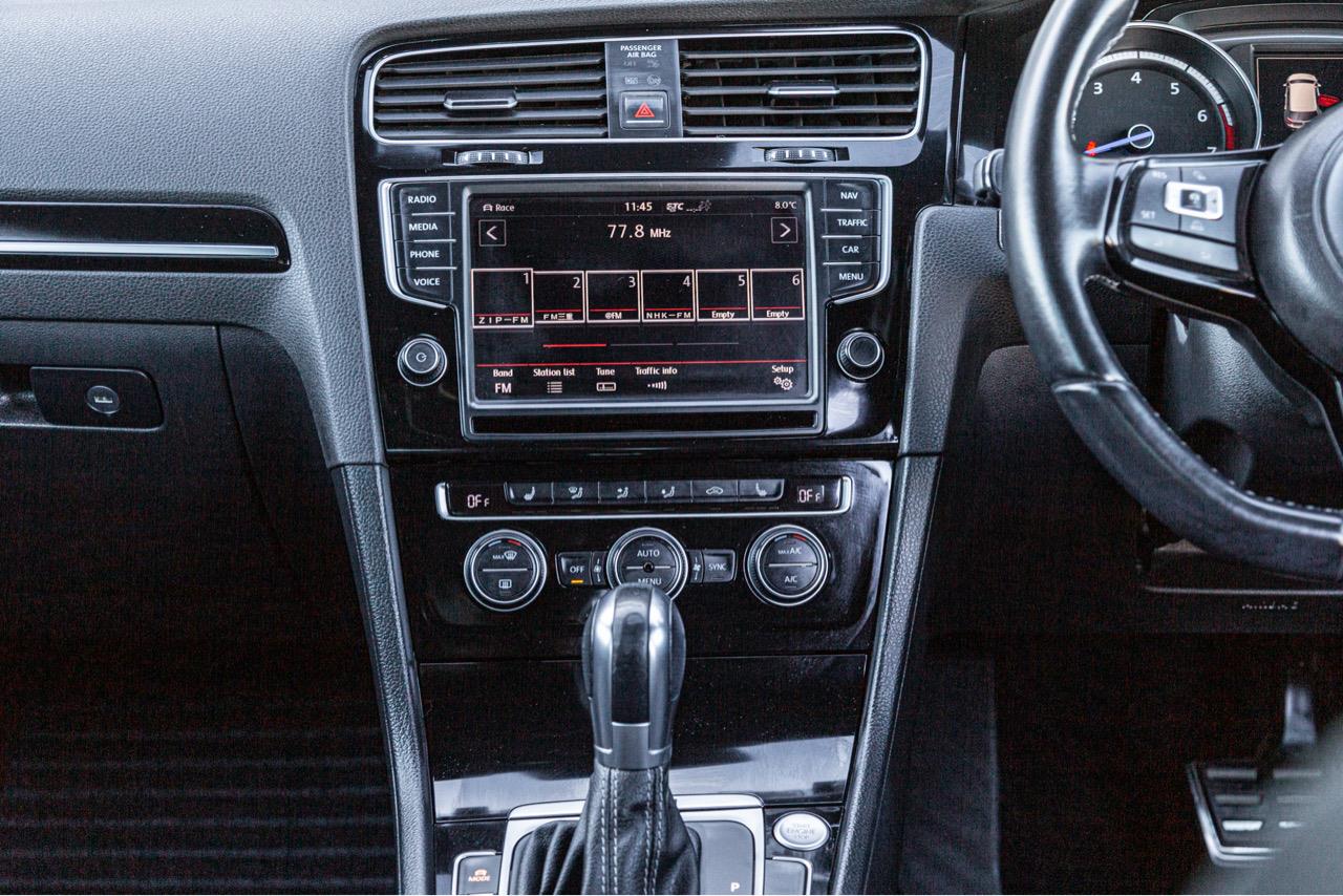 2014 Volkswagen GOLF R