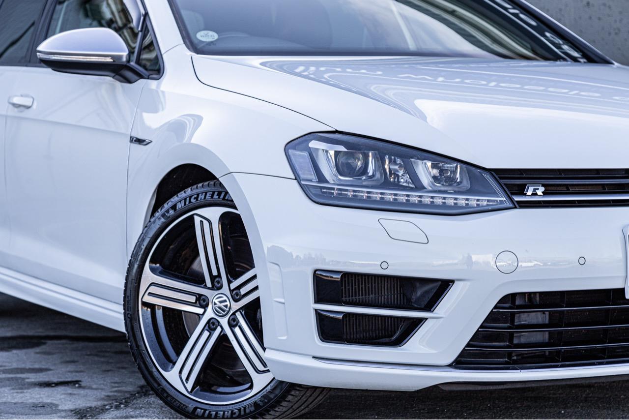 2014 Volkswagen GOLF R