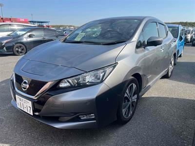 2017 Nissan Leaf - Thumbnail