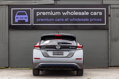 2017 Nissan Leaf - Thumbnail